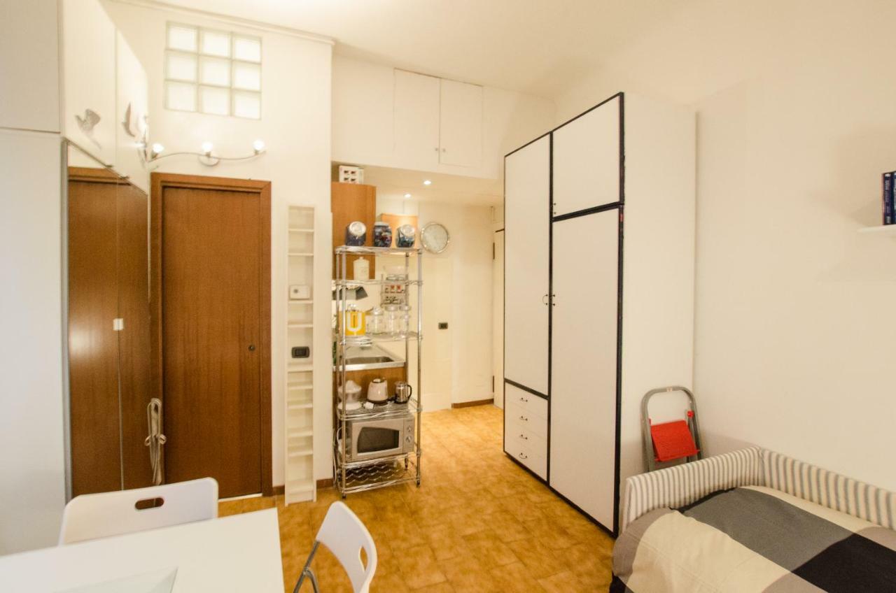 Cozy Central Studio - Porta Romana Appartement Milaan Buitenkant foto